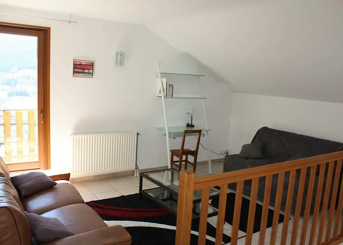 בית נופש La Maison Jaune *