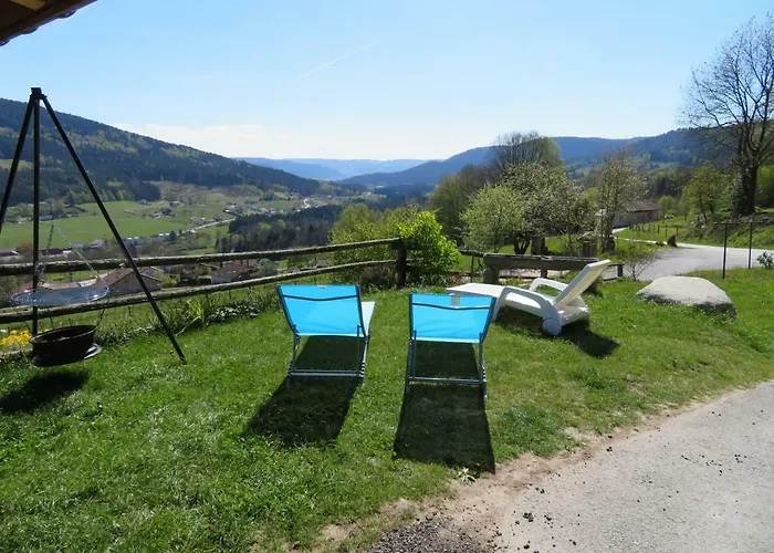 La Maison Jaune בית נופש *